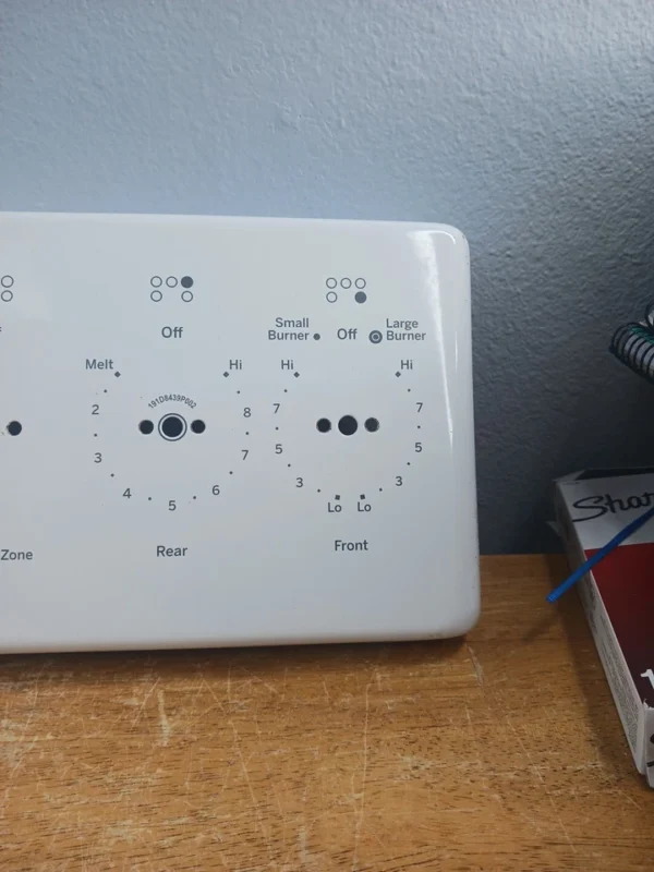 GE Stove Control Panel With Brackets Wb07x31197