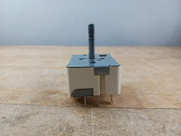 GE Range Infinite Switch 164D1816p11