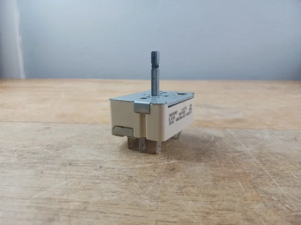 GE Range Infinite Switch 164d1816p009