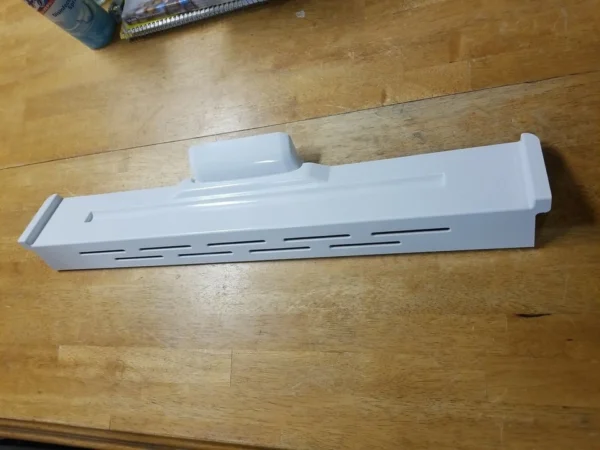 Whirlpool Refrigerator Vent Cover W10687846 (Money Back Guarantee)
