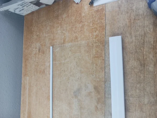 Whirlpool Refrigerator Shelf W11105826 23 3/4 X 11in