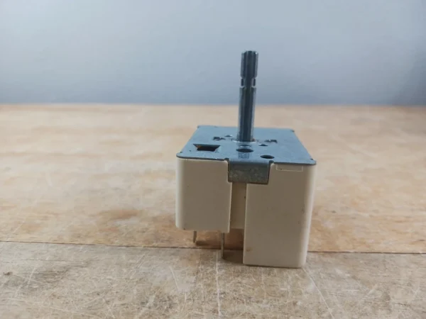 GE Range Infinite Switch 164D1816p11