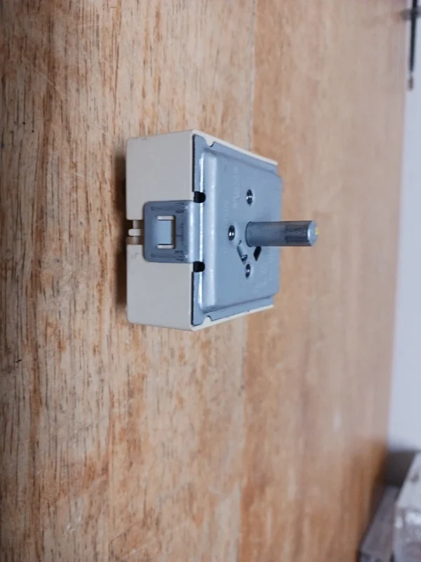 Frigidaire Range Element Switch A05615501
