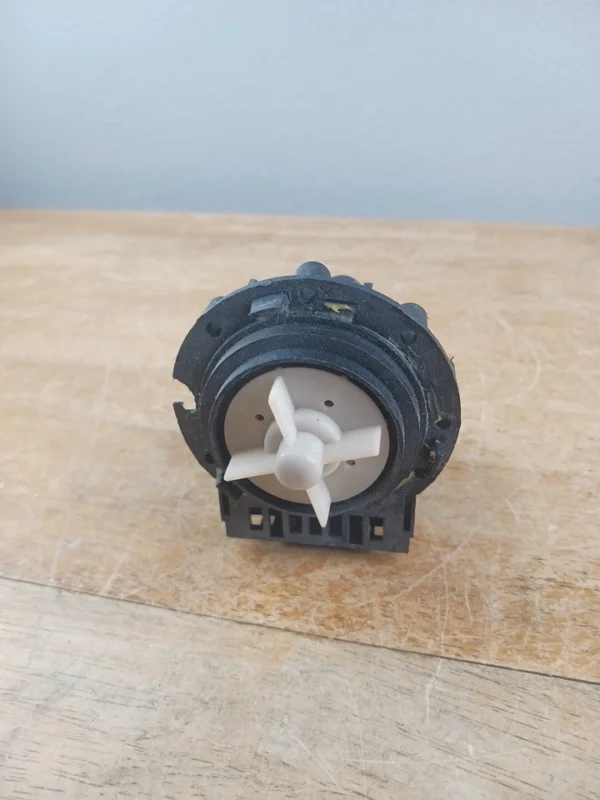 Frigidaire Washer Drain Pump 134740800