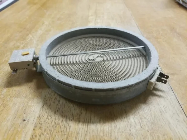 Frigidaire Range 7in Burner 316098201 (Money Back Guarantee)