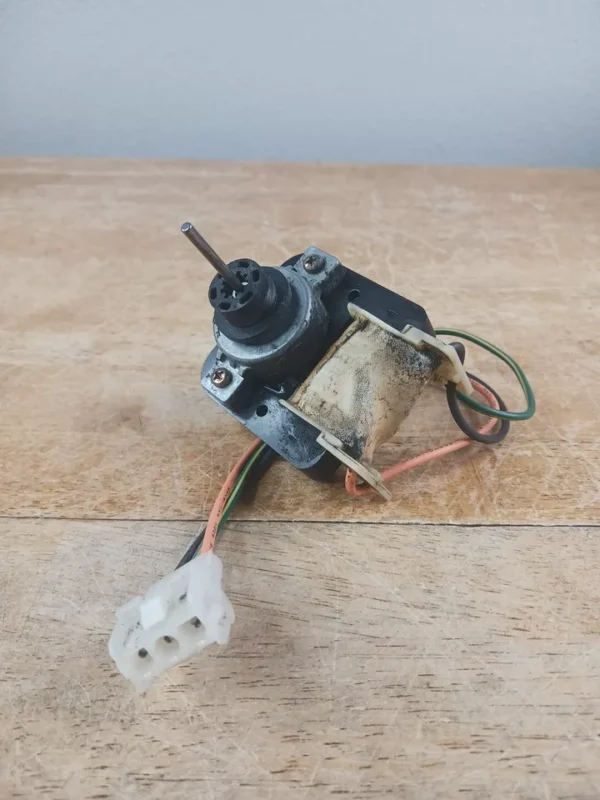 GE Refrigerator Condenser Fan Motor Wr60x10044