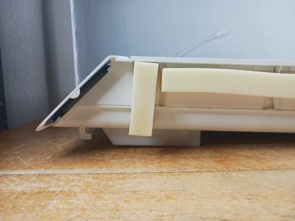 Whirlpool Refrigerator Ice Box Assembly Wpw10598013