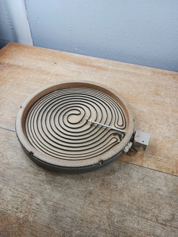 Whirlpool Range Surface Element 11 3/4in W10162040