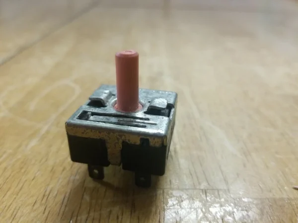 Frigidaire Washer Temperature Switch 131047000D (Money Back Guarantee)