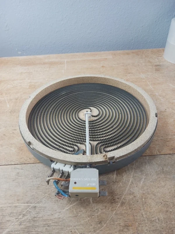 Samsung Stove 9.75in Burner Dg47-00043b
