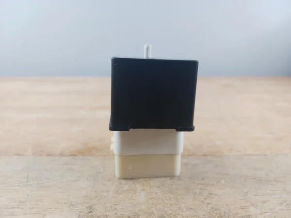 GE Refrigerator Start Relay 197D4848P014