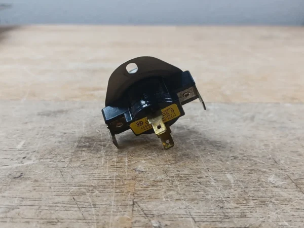 Frigidaire Dryer Thermostat 63069110