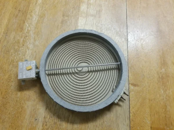 Frigidaire Range 7in Burner 316098201 (Money Back Guarantee)