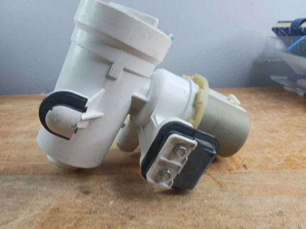 Whirlpool Washer Drain Pump W10130913