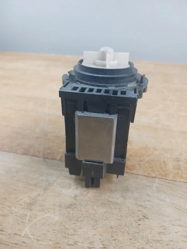 Frigidaire Washer Drain Pump 134740800