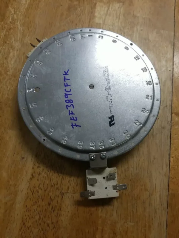 Frigidaire Range 7in Burner 316098201 (Money Back Guarantee)