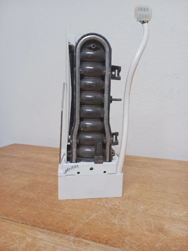GE Refrigerator Ice Maker 241642501 (Money Back Guarantee)