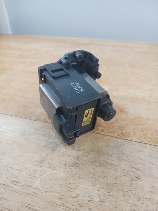 Frigidaire Washer Drain Pump 134740800