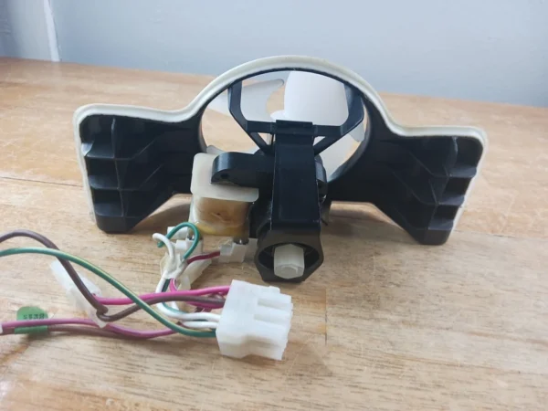 Whirlpool Refrigerator Ice Bucket W10663722