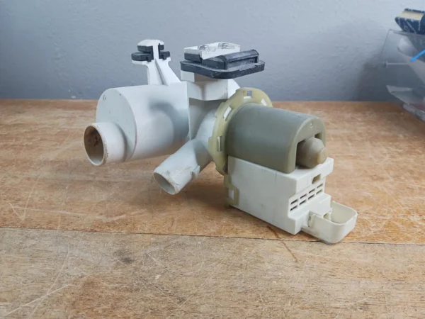 Whirlpool Washer Drain Pump W10130913
