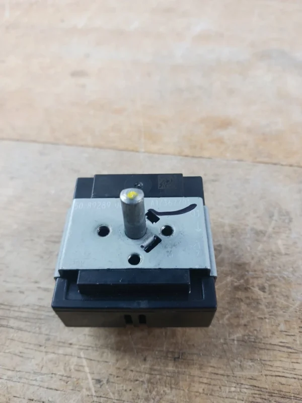Frigidaire Range Infinite Switch A17367701