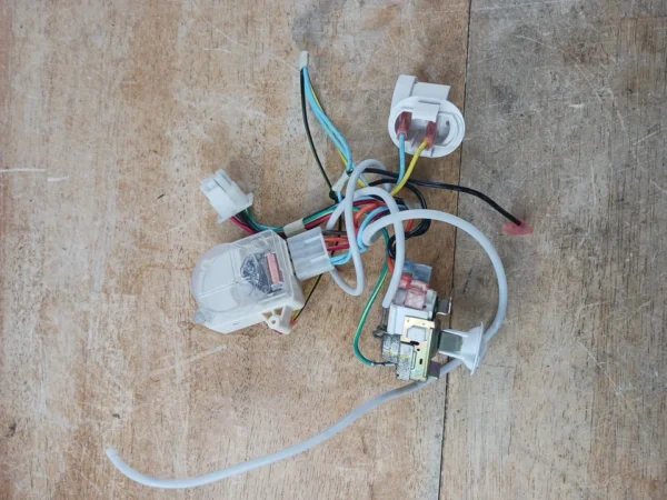 Frigidaire Refrigerator Thermostat & Defrost Timer 3art5vc158 & 240371001