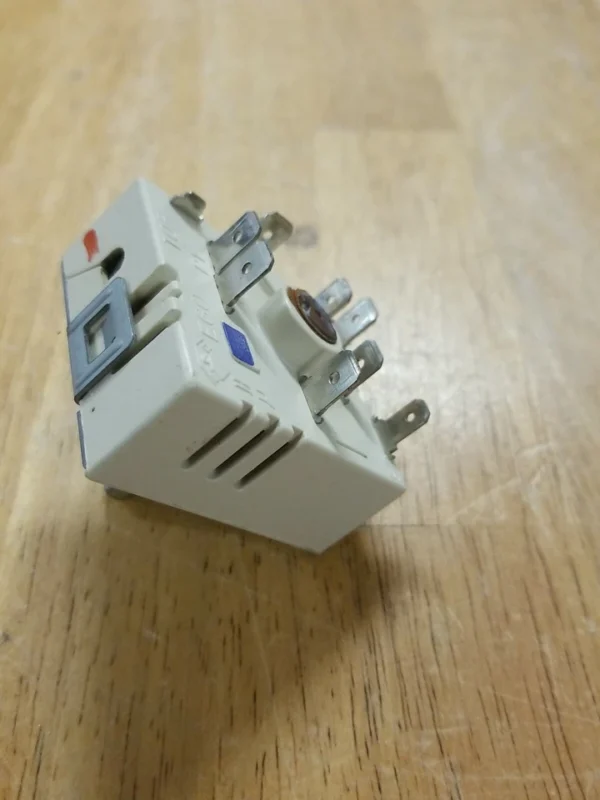 GE Oven Infinite Switch 229C4709P004 (Money Back Guarantee)