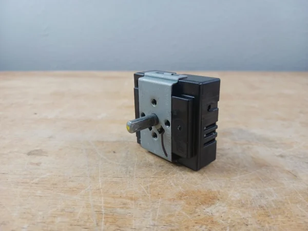 Frigidaire Range Infinite Switch A17367701