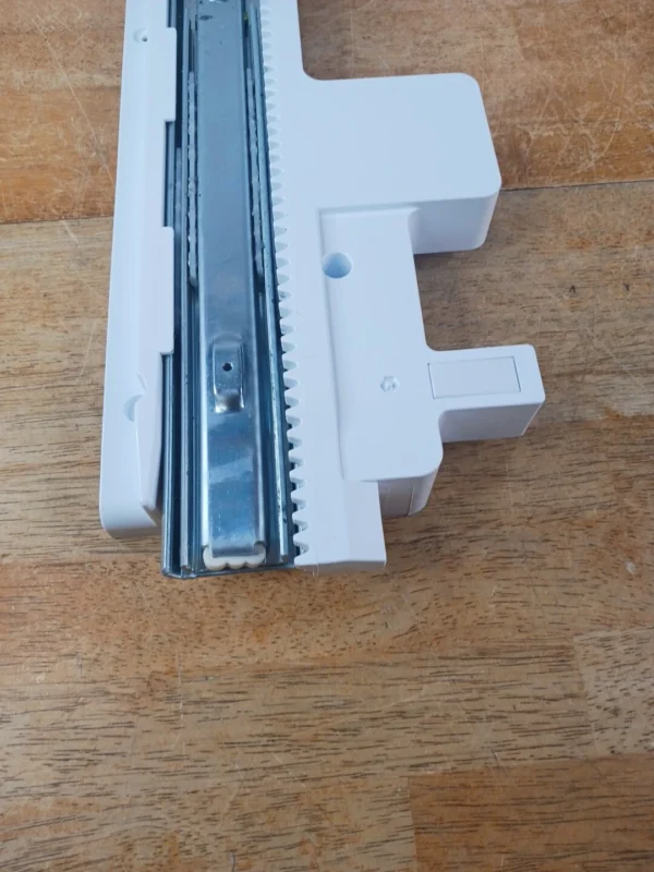 LG Freezer Bottom Left Hand Rail Meg629005