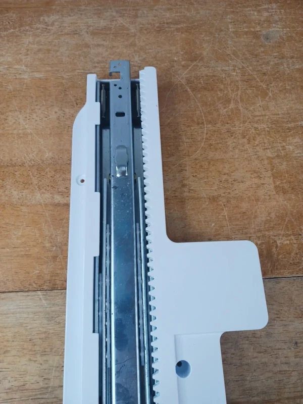 LG Freezer Bottom Left Hand Rail Meg629005