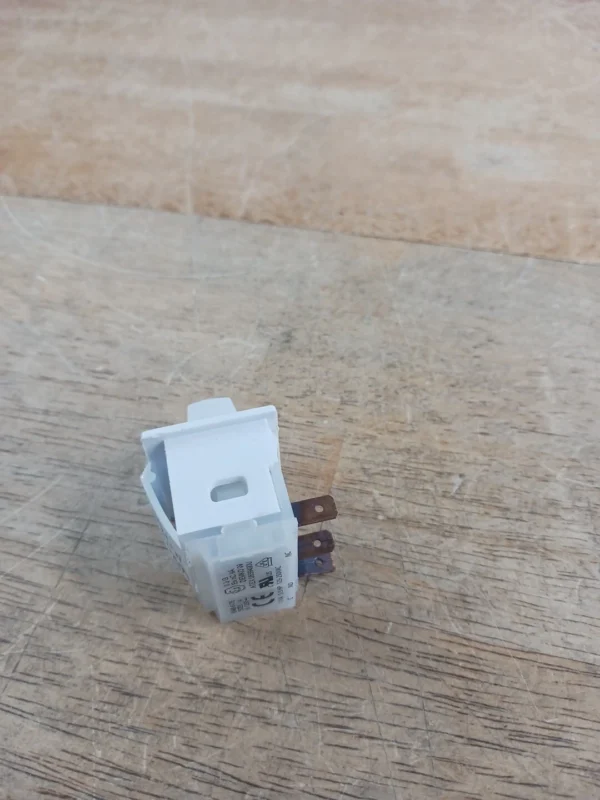 Ge Refrigerator Light Switch Wr23x10733