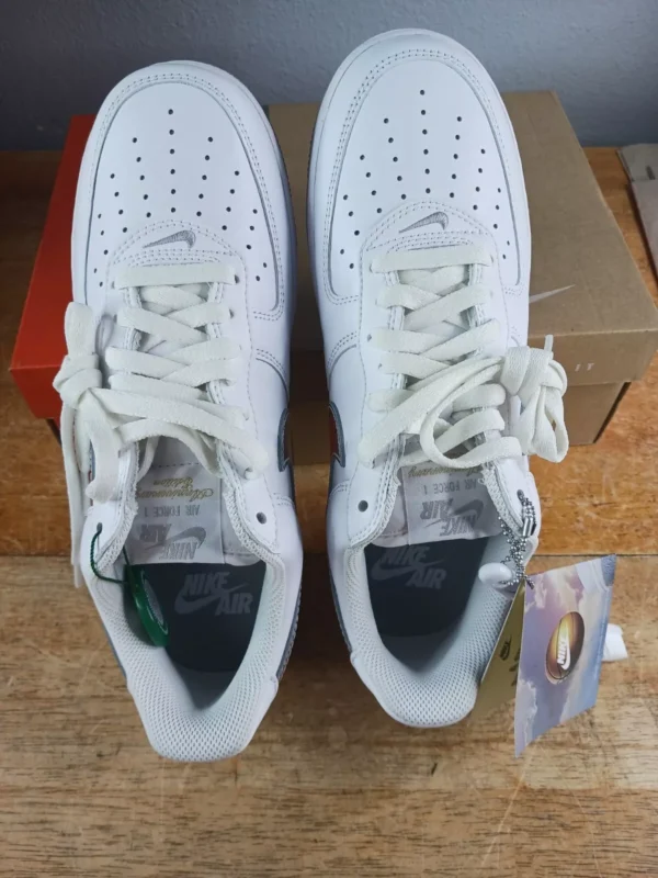 Talla 8 - Nike Air Force 1 Low Color del mes: Blanco y plateado