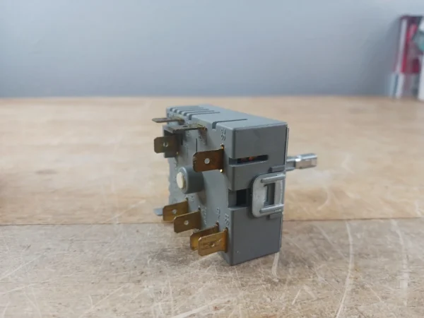 Samsung Range Infinite Switch Per001-03 T