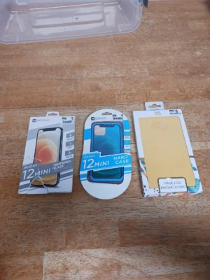 Iphone 12 Mini Tempered Glass & 2 Cases