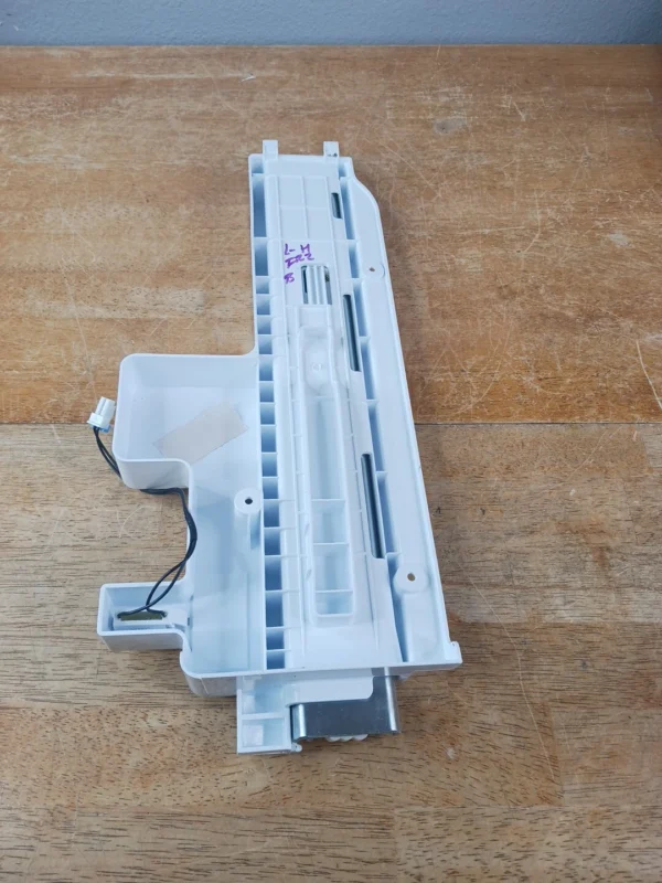 LG Freezer Bottom Left Hand Rail Meg629005