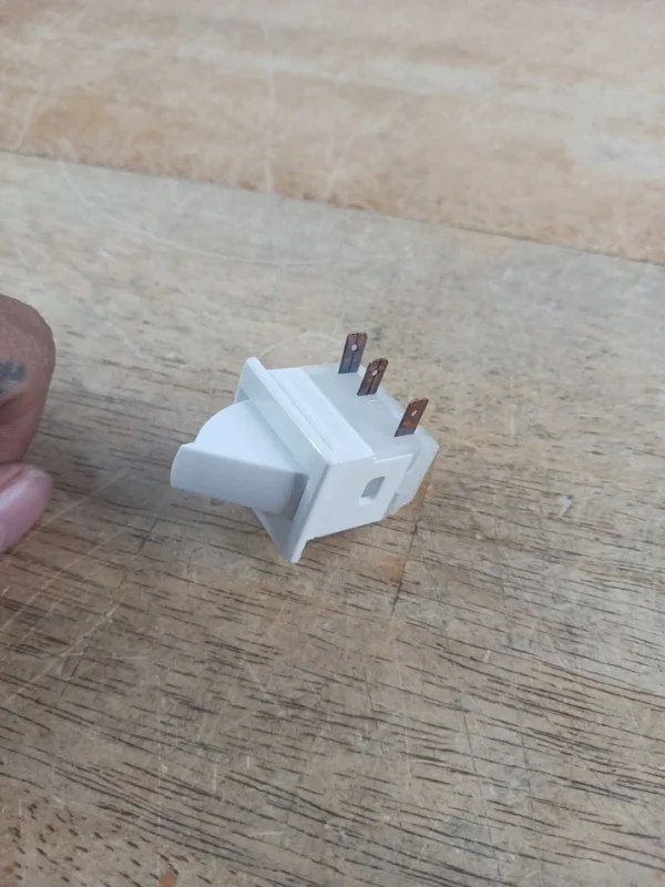 Ge Refrigerator Light Switch Wr23x10733