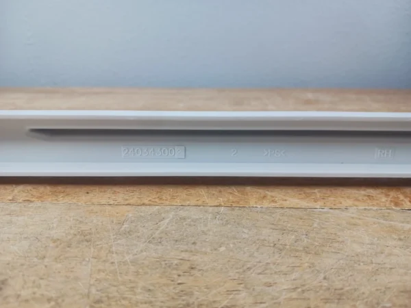 Frigidaire Refrigerator RH Rail 240343002