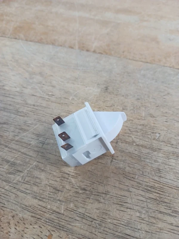 Ge Refrigerator Light Switch Wr23x10733