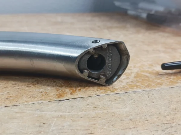GE Refrigerator Door Handle 242075201