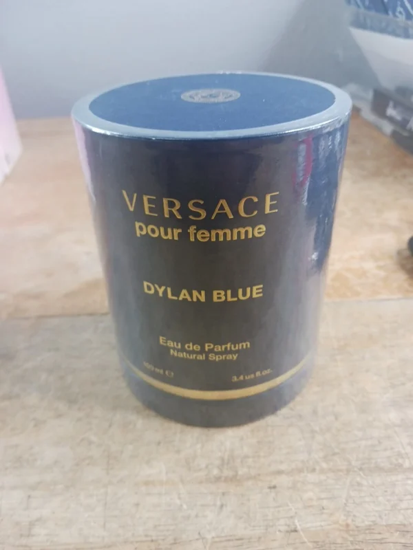 Versace Dylan Blue 3.4 Oz Eau de Parfum Spray