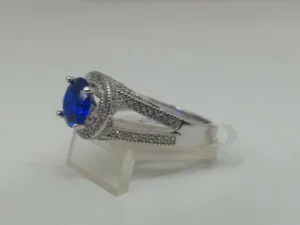 925 Sterling Silver Ring Sz 8 (Money Back Guarantee)