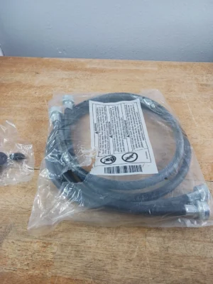 Universal Washer Hot And Cold Hose Kit & Screens 253c1035g002