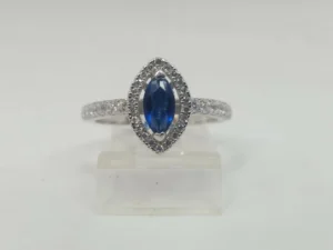 925 Sterling Silver Ring Sz 9 (Money Back Guarantee)