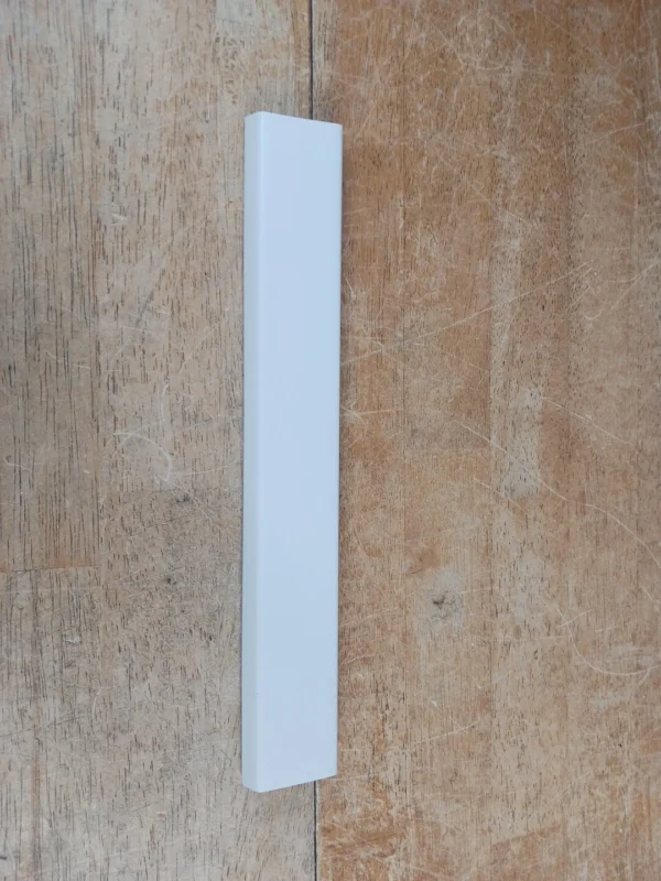 GE Refrigerator Freezer Door Trim Wr17x12076