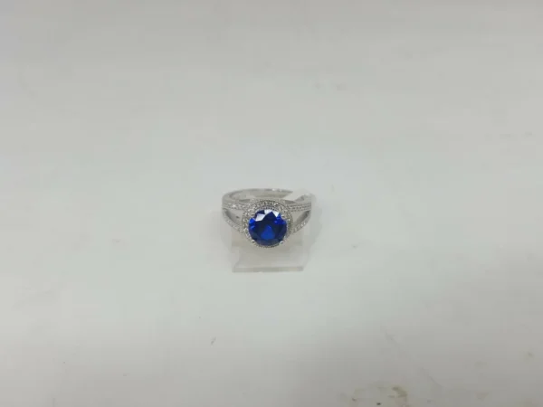 925 Sterling Silver Ring Sz 8 (Money Back Guarantee)