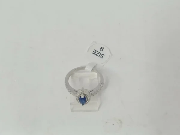 925 Sterling Silver Ring Sz 9 (Money Back Guarantee)