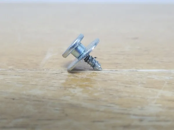 Whirlpool Refrigerator Door Handle Screw Wp8533920 (Money Back Guarantee)