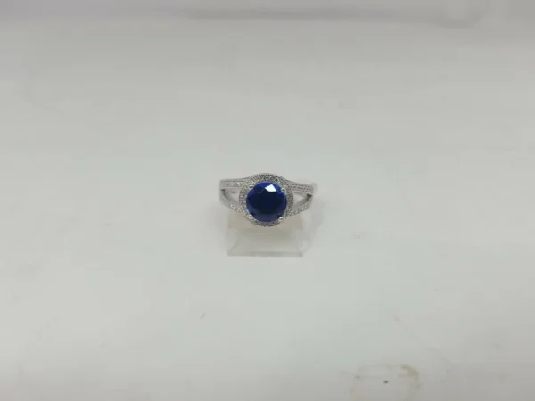 925 Sterling Silver Ring Sz 8 (Money Back Guarantee)