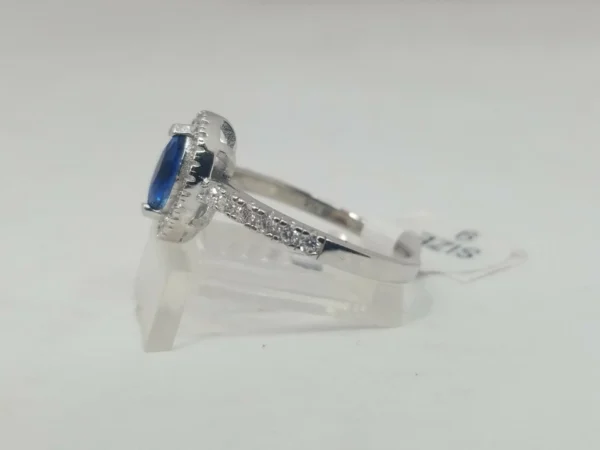 925 Sterling Silver Ring Sz 9 (Money Back Guarantee)