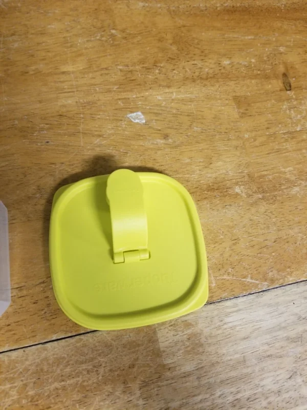 Tupperware Slim Line 2Qt Pitcher Yellow (Money Back Guarantee)